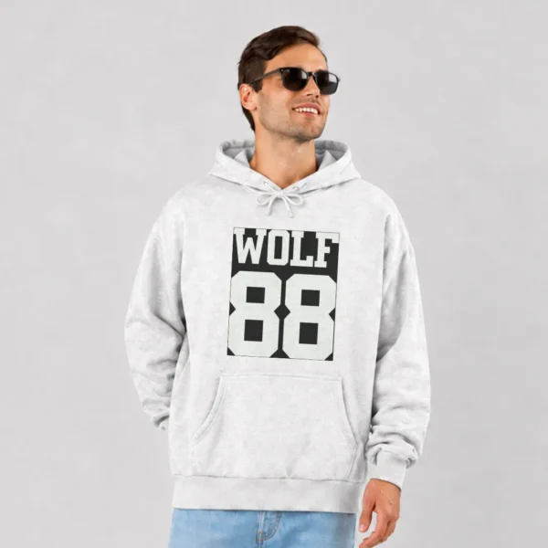 هودی گرگ طرح تایپوگرافی Wolf 88 کد po3157