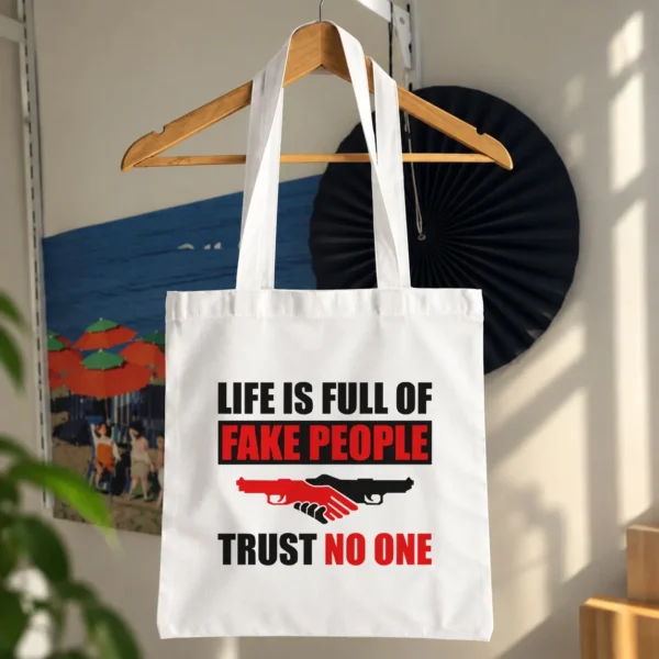 توت بگ تایپوگرافی Trust No One کد 10341