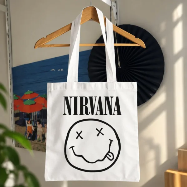 توت بگ نیروانا طرح لوگوی صورت خندان (Nirvana) کد 24807