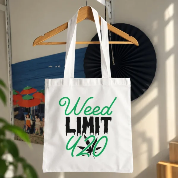 توت بگ نوشته Weed Limit 420