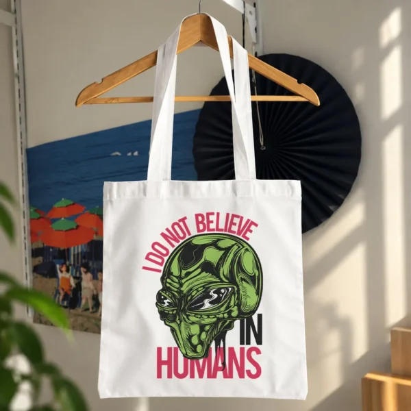 توت بگ آدم فضایی طرح I Do Not Believe in Humans کد 7937