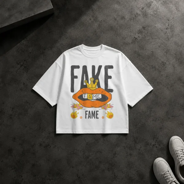 تیشرت باکسی طرح لب و تاج Fake Fame کد 18583