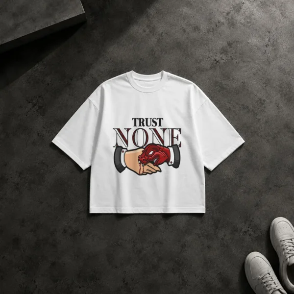 تیشرت باکسی نوشته Trust None طرح دست و مار