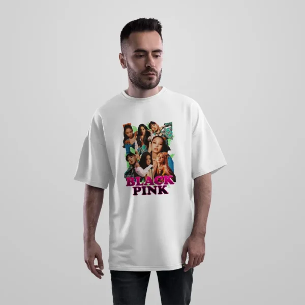 تیشرت اورسایز گروه بلک‌پینک طرح کلاژ رنگی (BLACKPINK) کد 13532