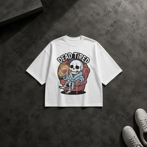 تیشرت باکسی اسکلت طرح Dead Tired روی صندلی کد po2620