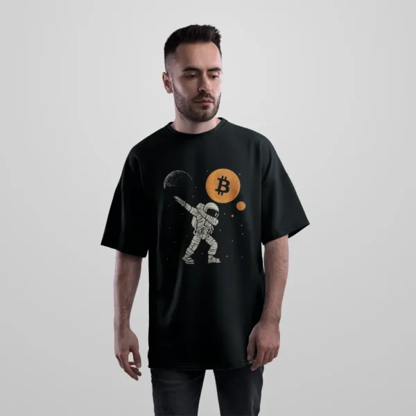 تیشرت اورسایز فضانورد طرح بیت‌کوین (Bitcoin) کد po2287