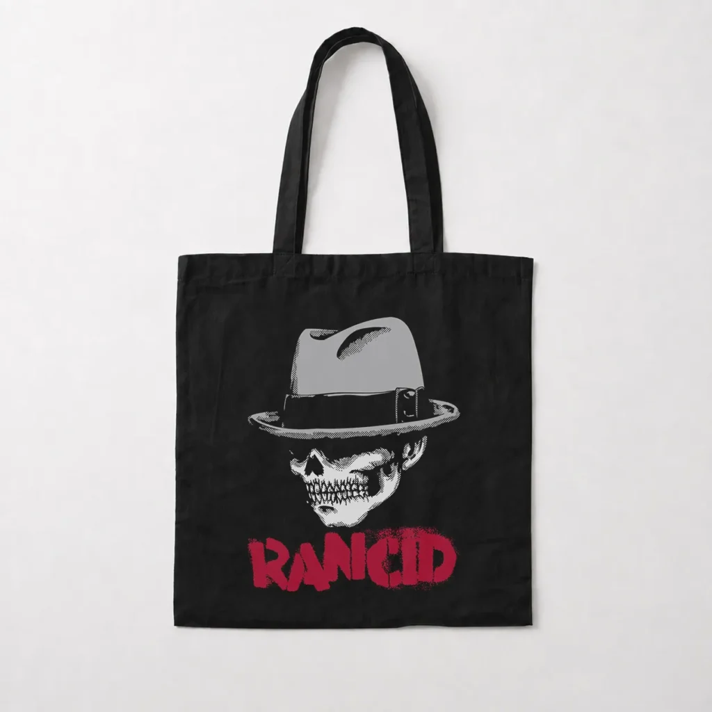 توت بگ رنسید طرح جمجمه کلاه‌دار (Rancid) کد 26333